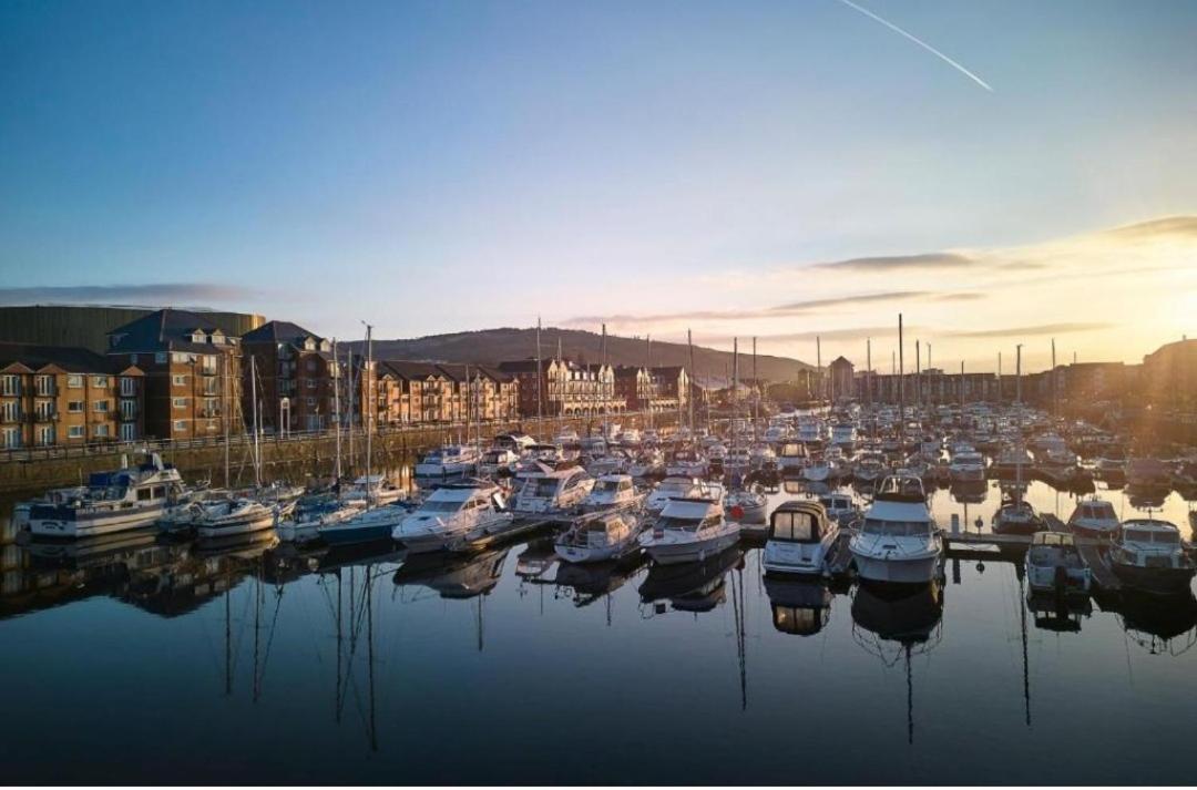 Swansea Marina Apartment Eksteriør billede